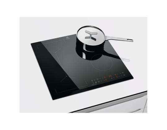 Electrolux 600 FlexiBridge, Hob2Hood, leveys 59 cm, kehyksetön, musta - Integroitu induktioliesi