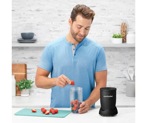 Nutribullet Pro, 900 W, 0,95 L, matta musta tehosekoitin