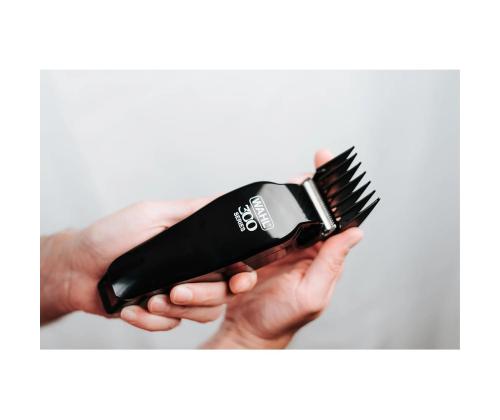 Wahl Home Pro 300, johdoton, musta - Hiustenleikkuri