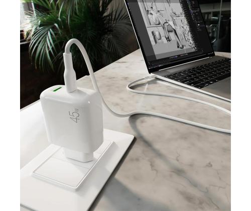 Puro Pro Lite -laturi + USB-C-kaapeli, 45 W, valkoinen - Laturi
