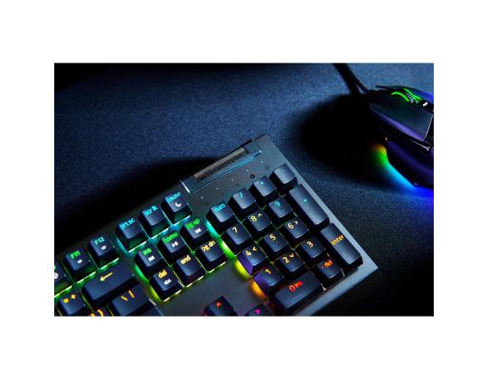 Razer BlackWidow V4 X, vihreä kytkin, mekaaninen, SWE, musta - näppäimistö