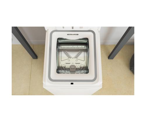 Whirlpool, Colours 15°, 6 kg, syvyys 60 cm, 1000 rpm - Pyykinpesukone ylälataustoiminnolla
