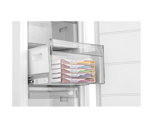 Hisense, NoFrost, 235 L, korkeus 178 cm - Integroitu pakastin