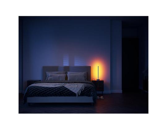 Philips Hue Signe, valkoinen ja värillinen tunnelma, EU/UK, valkoinen/tamm - LED-pöytälamppu